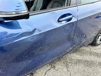 BMW 1-serie Gereserveerd 118i 136pk 7-Traps aut High Exe - nap - virtual - nav - cam - front + line + park assist - leer + stoelverw - sfeerverl picture 102