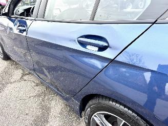 BMW 1-serie Gereserveerd 118i 136pk 7-Traps aut High Exe - nap - virtual - nav - cam - front + line + park assist - leer + stoelverw - sfeerverl picture 12