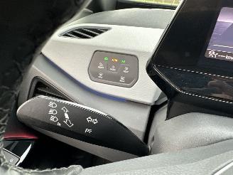 Volkswagen ID.3 58kWh 204pk aut First Plus - nap - navi - cam - keyless - 19 inch - stuurverw - front + line assist - sfeerverl picture 37