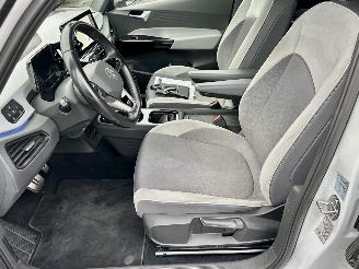 Volkswagen ID.3 58kWh 204pk aut First Plus - nap - navi - cam - keyless - 19 inch - stuurverw - front + line assist - sfeerverl picture 45