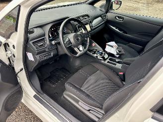 Nissan Leaf 40kWh 150pk aut n-connecta - 15dkm nap - 1e eig - keyless - 360 cam - navi - stuurverw - stoelverw v+a picture 22