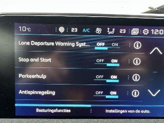 Peugeot 3008 1.2 Turbo 131pk 6-bak Premium - nap - navi - cam - virtual - elektr klep - 19 inch - line assist - keyless - pdc v+a picture 27