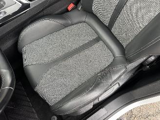 Peugeot 3008 1.2 Turbo 131pk 6-bak Premium - nap - navi - cam - virtual - elektr klep - 19 inch - line assist - keyless - pdc v+a picture 60