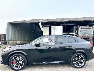 BMW iX2 eDrive20 67kWh 204pk aut M-Sport - nap - pano - 1e eig - 20 inch - harman/kardon - widescreen 2024/5