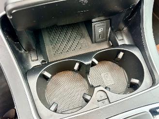 Mercedes GLC 200 Hybrid AMG 208pk aut + f1 - nap - schuifdak - virtual - cognac leer - 19 inch - camera - elektr klep - full led picture 24