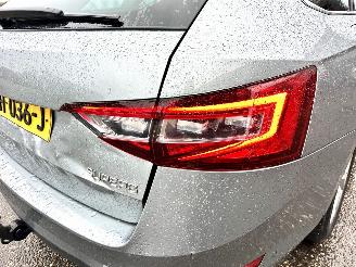 Skoda Superb 2.0 TDI 150pk 6-bak euro.6 Style Bus - nap - navi - camera - front + side + park assist - keyless entry + start picture 103