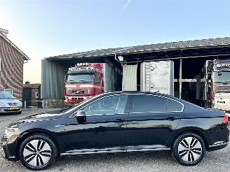 Avarii autoturisme Volkswagen Passat 1.4 TSI 225pk AUT PHEV GTE Business sedan - massage - virtual - acc - front + line + side assist - facelift - elektr klep 2020/7