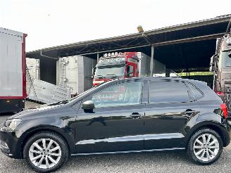 Avarii autoturisme Volkswagen Polo Gereserveerd 1.4 TDI 75pk BlueMotion 5drs - navi - clima - cruise - facelift - bleutooth - pdc v+a - front assist - privacy glass 2016/3