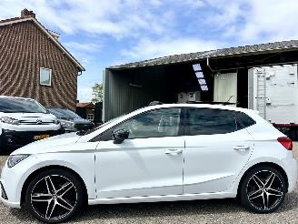 krockskadad bil auto Seat Ibiza 1.0 TSI 95pk FR 2018/9