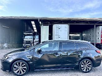  Toyota Corolla Touring Sports 1.8 Hybrid automaat Dynamic - nap - 2021 - front + line assist - camera - keyless entry + start 2021/6