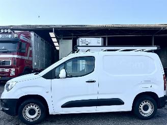 dañado vehículos comerciales Opel Combo 1.5D 76pk euro.6 L1/H1 Edition - nap - airco - cruise - imperiaal - schuifdeur - klapdeuren - elektr pakket 2019/10