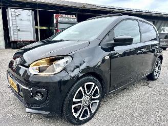 Auto incidentate Volkswagen Up! 1.0 60pk High Up! Bluem. 5drs - nap - pano  - leer - stoelverw - airco - cruise - pdc - privacy glass 2015/1