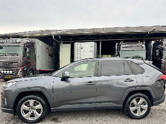 Unfallwagen Toyota Rav-4 2.5 Hybrid 178pk Business Intro 2019/11