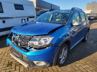 krockskadad bil auto Dacia Sandero TCe 90  STEPWAY Automaat 47000 KM 1e 2017/1