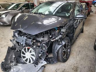 Voiture accidenté Toyota Yaris verwacht ,Yaris 1.5 Hybrid 115 Dynamic 2025/3