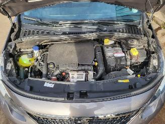 Peugeot 2008 AUTOMAAT  2008 1.2 PureTech Allure 1e eigenaar DE MOOISTE VAN NEDERLAND picture 24