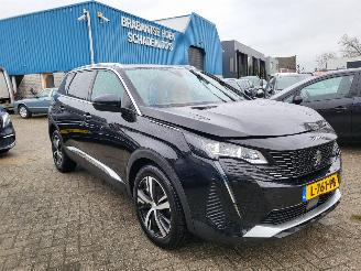 Voiture accidenté Peugeot 5008 1.6 PureTech GT 180 pk AUTOMAAT 7 ZITS , PANN,CAM,NAP rijdbaaar 2021/7