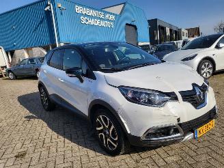 uszkodzony samochody osobowe Renault Captur AUTOMAAT 24000 KM UNIEK Captur 1.2 TCe Wave RIJDBAAR 2017/5