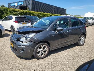 skadebil auto Citroën C3 C3  AUTOMAAT 22000 km!!! E exclusive 1.2 PureTech Tendance 2016/6