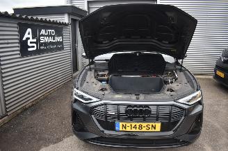 Audi E-tron 55 Quattro S Edition *NAvi/Clima/Camera/Stoelverwarming picture 23