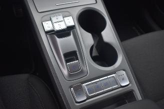 Hyundai Kona 39Kwh Comfort 136Pk SOH 100% *Navi/Clima/Camera/Stoelverwarming picture 15
