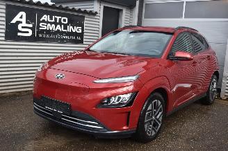 Avarii autoturisme Hyundai Kona 64Kwh Comfort 204Pk SOH 100% 3FASE *Navi/Clima/Camera/Stoelverwarming 2022/7