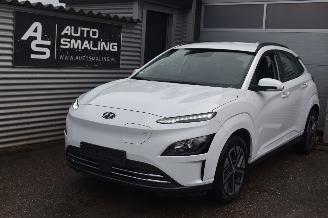 Avarii autoturisme Hyundai Kona 39Kwh Comfort 136Pk 3FASE *Navi/Clima/Camera/stoelverwarming 2021/9