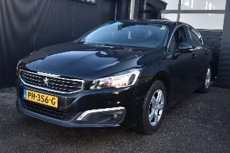 damaged passenger cars Peugeot 508 1.6 E-THP Blue Lease Executive 165Pk *Airco/Navi/Camera 2017/1