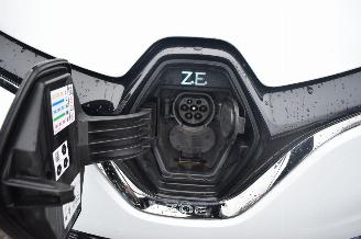 Renault Zoé 52Kwh R135 Intens 136PK 3FASE 91%SOH *Navi/Clima/Camera/Stoelverwarming picture 17