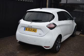 Renault Zoé 52Kwh R135 Intens 3FASE 92%SOH *Navi/CLima/Camera/Stoelverwarming picture 4