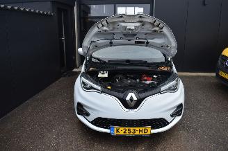 Renault Zoé 52Kwh R135 Intens 3FASE 92%SOH *Navi/CLima/Camera/Stoelverwarming picture 17