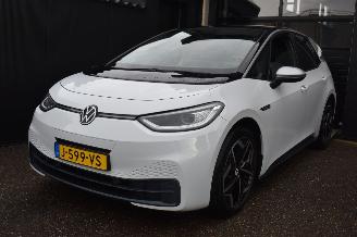 uszkodzony samochody osobowe Volkswagen ID.3 58Kwh First Plus 204Pk 3FASE *Navi/Clima/Camera/Stoelverwarming 2020/11
