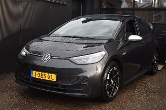 skadebil auto Volkswagen ID.3 58Kwh First 204Pk 3FASE *Navi/Clima/Stoelverwarming 2020/11