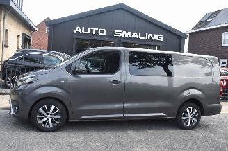 krockskadad bil bedrijf Toyota Proace 2.0 D-4D Worker Creator Long Dubbel Cabine 122Pk *Airco/Navi 2019/8