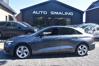 Unfallwagen Audi A3 LIMOUSINE 30 TFSI S Edition 110Pk *Navi/Clima 2022/5