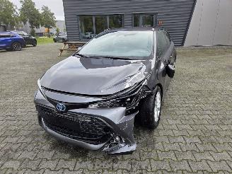 Toyota Corolla 1.8 HYBR picture 10