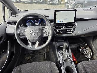 Toyota Corolla 1.8 HYBR picture 15