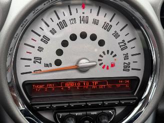 Mini Countryman Mini ALL4 Clima Elek Pak 1.6 Cpr S ALL4 Chili picture 15