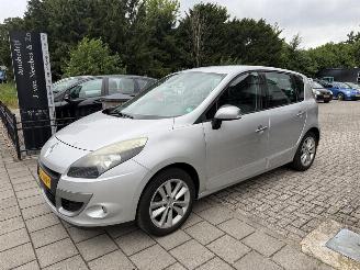 Vrakbiler auto Renault Scenic 1.4 TCE Celsium 2010/11