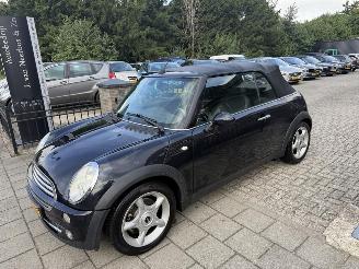 begagnad bil auto Mini Cabrio 1.6 Cooper Chili 2006/3