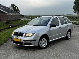 Damaged car Skoda Fabia COMBI | 1.4-16V AMBIENTE  ◄INRUILAUTO► 2006/7