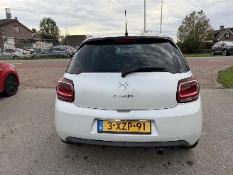 Citroën DS3 1.6 VTI | AUTOMAAT | CAMERA | LEER | NAVI | CLIMA | NL-AUTO picture 8
