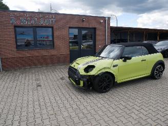 Damaged car Mini Cooper S Cabrio John Cooper Works Trim Led Alcantara 2021/7
