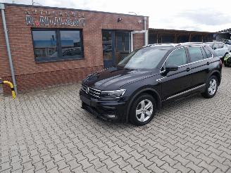 Coche accidentado Volkswagen Tiguan 4-MOTION HIGHLINE R-LINE PANO LEER LED ACC VIRTUAL COCKPIT 2019/4