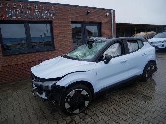 uszkodzony samochody osobowe Volvo EX30 ULTRA 2WD PURE ELECTRIC 2024/8