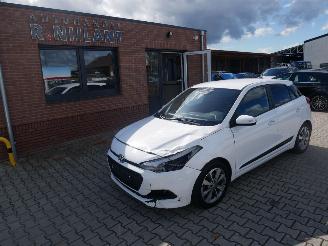 Unfallwagen Hyundai I-20  2017/12