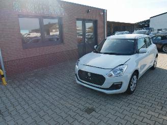 skadebil auto Suzuki Swift  2019/4