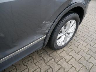 Volkswagen Tiguan HIGHLINE LEER LED 4-MOTION DSG picture 7