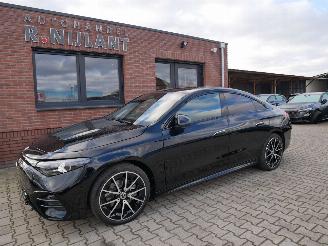 krockskadad bil auto Mercedes Cla-klasse CLA  EQ TECHNOLOGIE 250+ PANORAMADAK ALCANTARA 2025/11