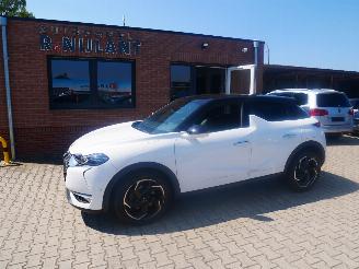 uszkodzony samochody osobowe DS Automobiles DS 3 Crossback LEER LED VIRTUAL COCKPIT 2022/3